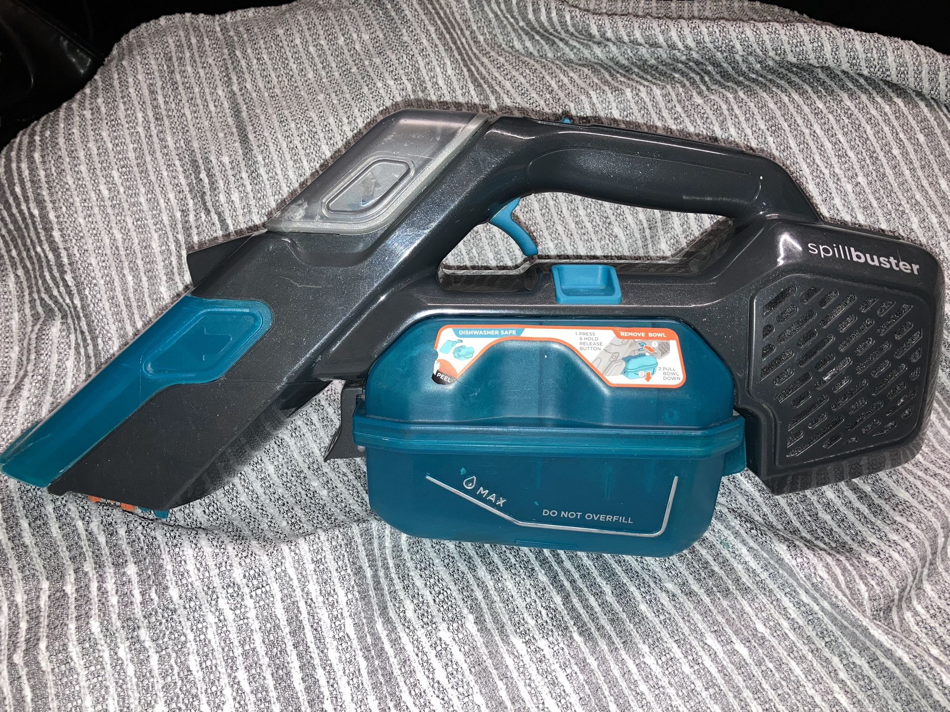 Black & Decker Spillbuster Cordless Spill And Spot Cleaner