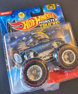 HOT WHEELS MONSTER TRUCKS BIGFOOT TREASURE HUNT 