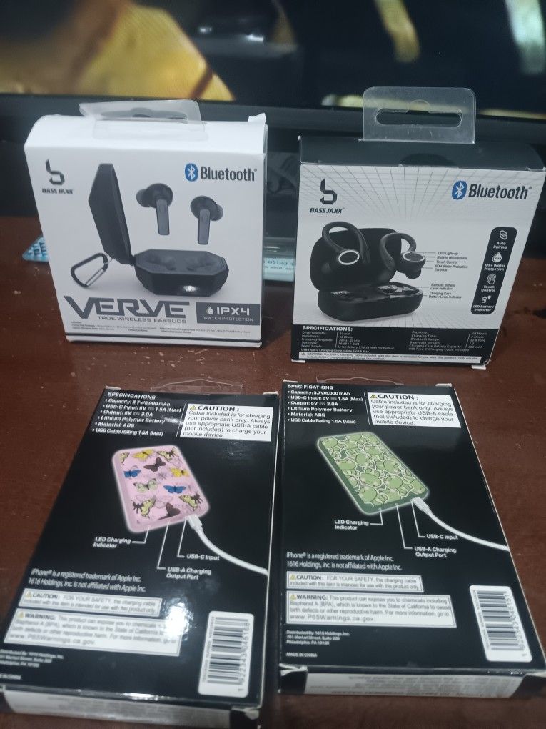 Ear Buds And Portable Charger
