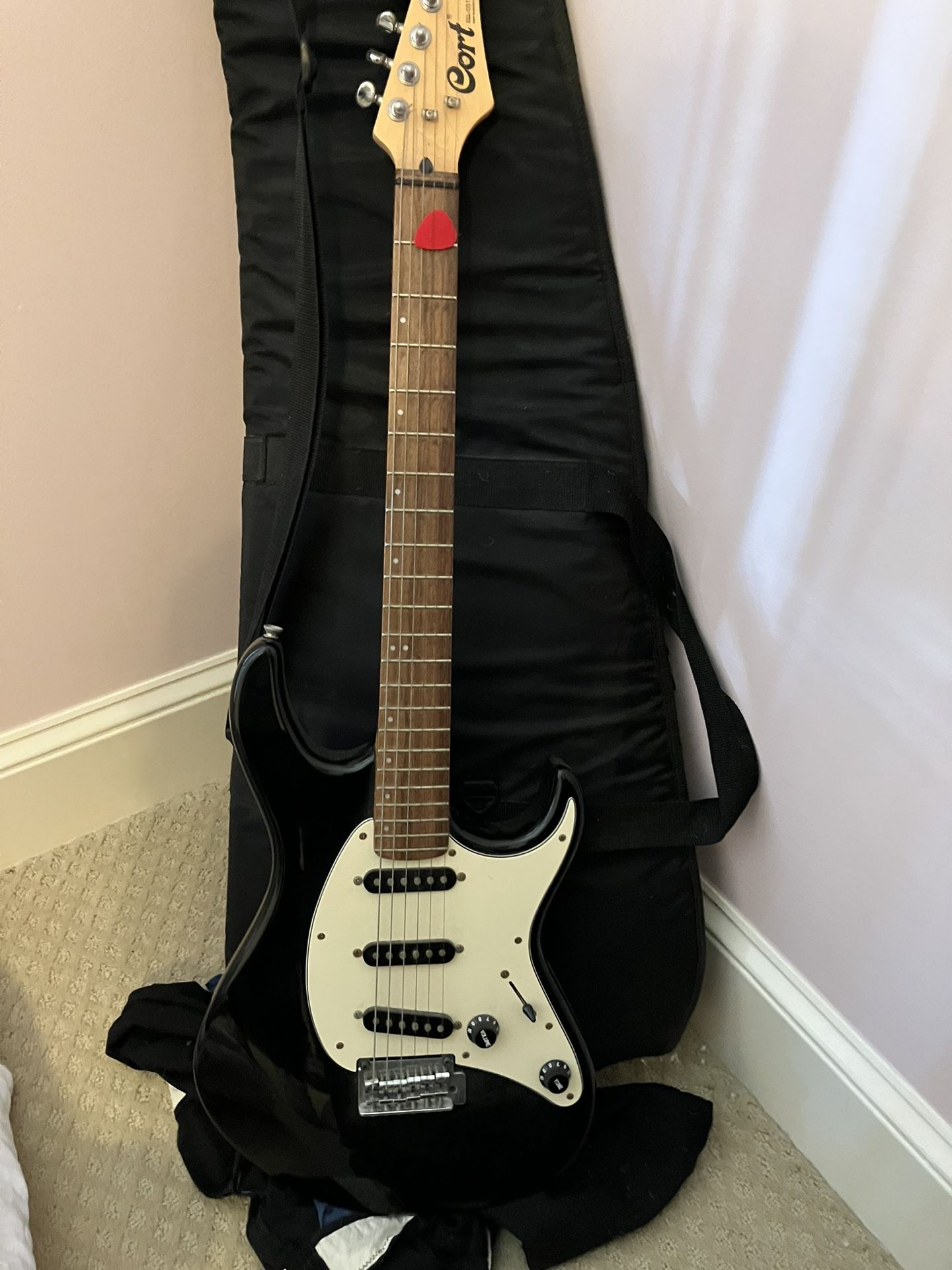 Cort Electric Guitar W/ Bag