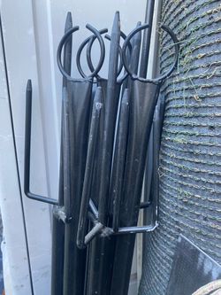 4 String light poles
