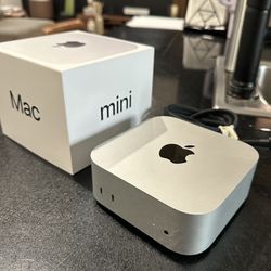 Apple Mac Mini M4 + Apple Monitor & Keyboard!
