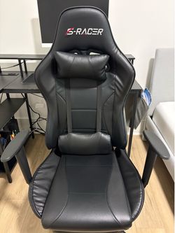 Gaming chair