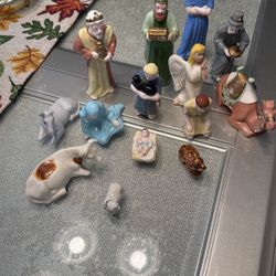 Nacimiento, Lo Estoy Dando En $25