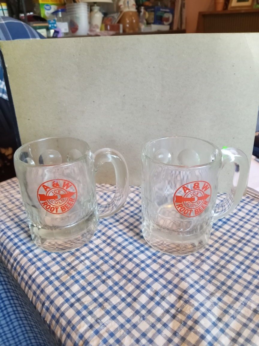 Pair Of Vintage A & W Root Beer Muga
