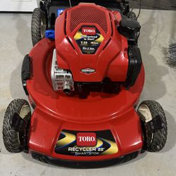 Toro 22” Gas Self-propelled Lawn Mower 