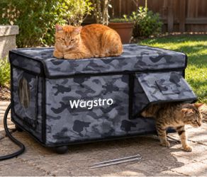 Brand New Wagstro Heated Outdoor Cat House