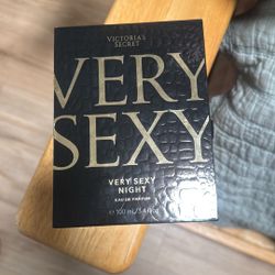 Very Sexy Night Victoria Secrets Perfume 