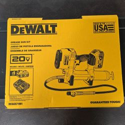 Dewalt Grease Gun Kit 
