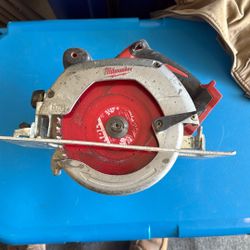 Milwaukee 6 1/2” Circular Saw