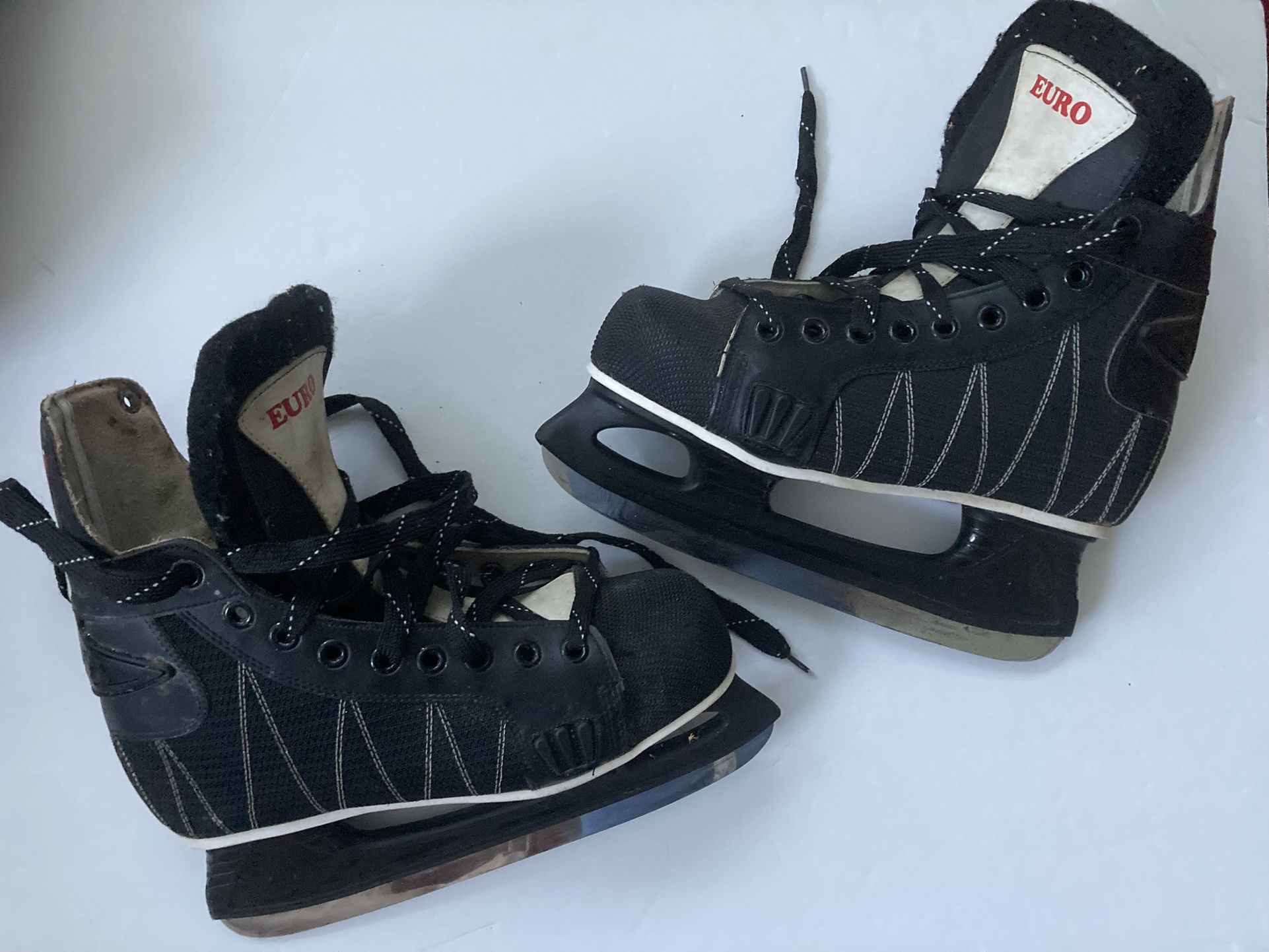 EURO Men’s Hockey Skates Sz 8