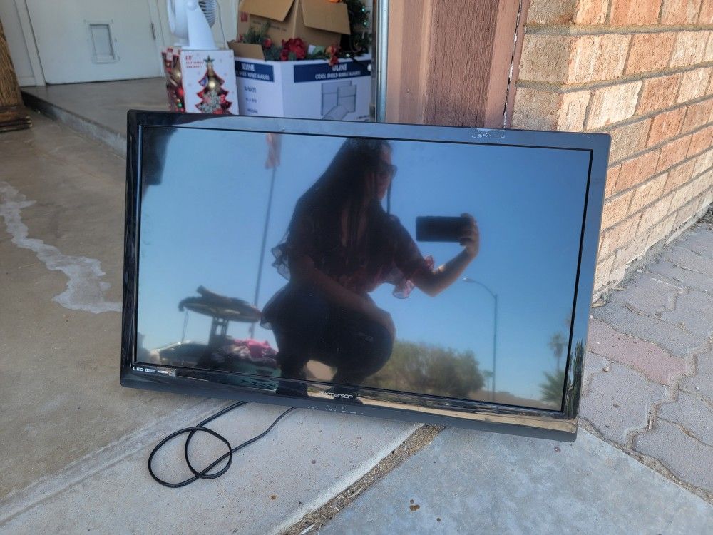 Mountable TV (Not Smart)