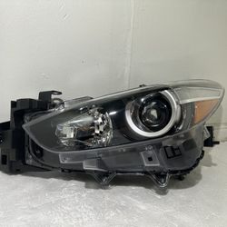 Mazda 3 Left Side Headlight Year 2017-2018