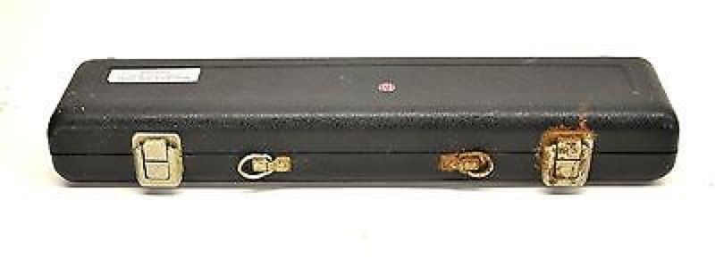 *ARTLEY SILVER PLATED STUDENT MODEL U.S. MADE FLUTE WITH HARD TRAVEL CASE