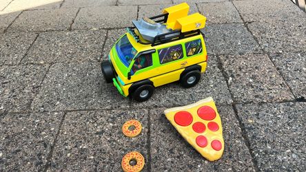 Remote control car