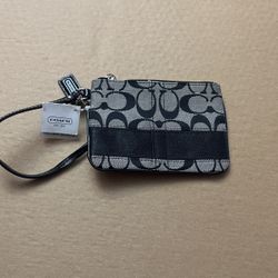 Coach Wallet Brand New Serious Buyer Only