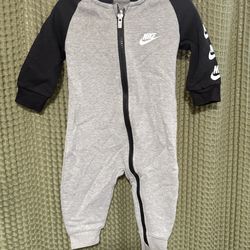 Nike baby boy Hooded Coverall