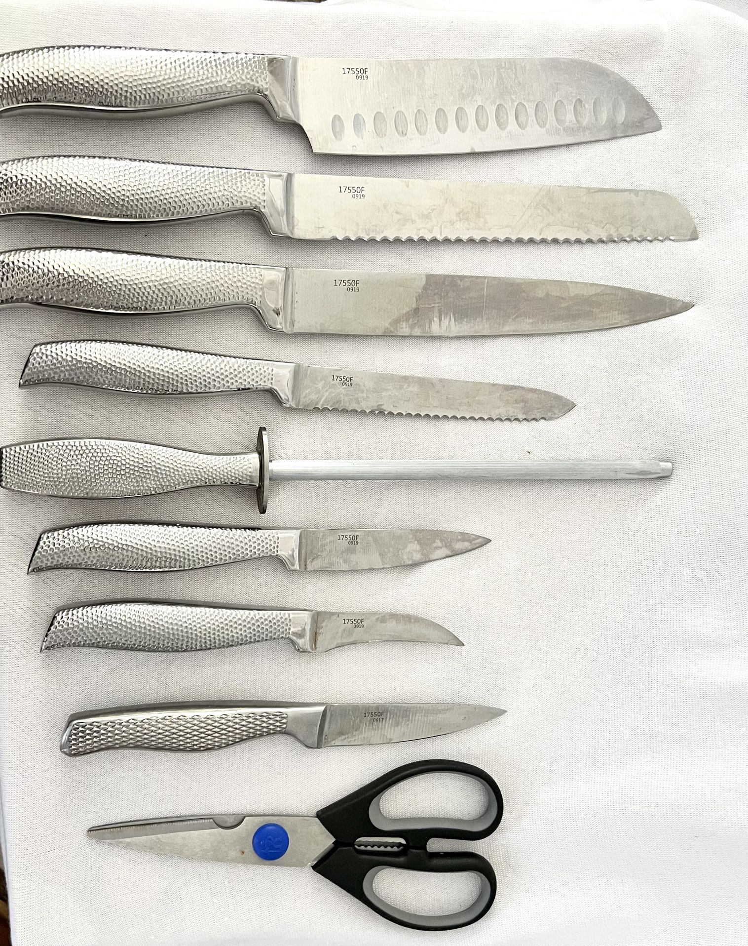 Cuisinart Advantage 12 Pc Knive Set With Blade Guards for Sale in Whittier,  CA - OfferUp