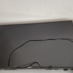 40" Samsung Smart TV (1080p) - Screen & Remote Only