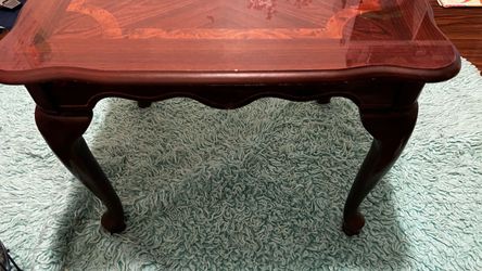 Vintage Queen Anne Coffee Table (Ethan Allen Style)