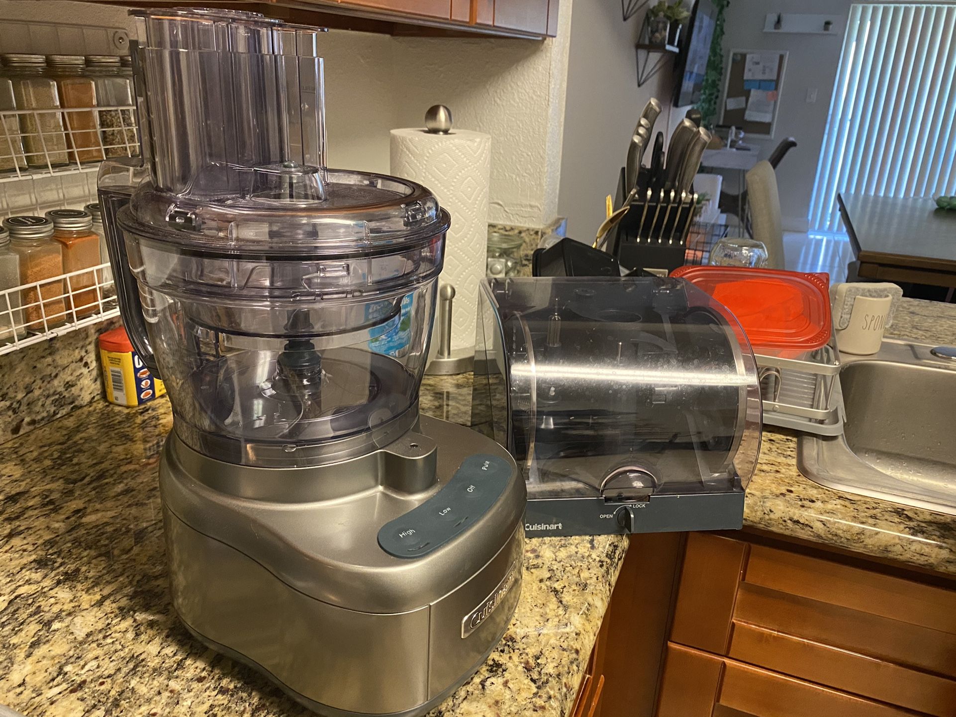 Cuisinart 13-cup Electric Food Processor