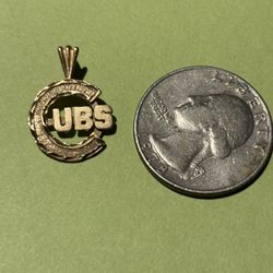 14kt Cubs Charm Necklace 
