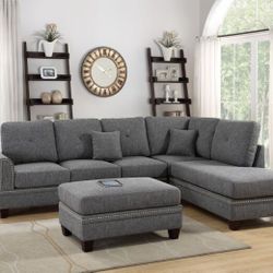 Sectional (Ottoman Not Included )/// Financing Available 