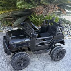 Kids Ride On Truck With Remote 