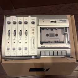 Tascam MF-P01 4 Track