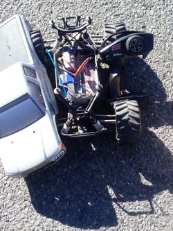 RC Truck Good Tires Your Body Remote Control Battery Runs And Drives Good