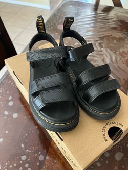 girls doc martens
