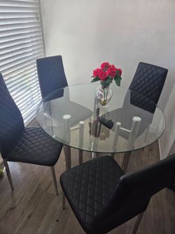Mesa de comedor 4 sillas mediana