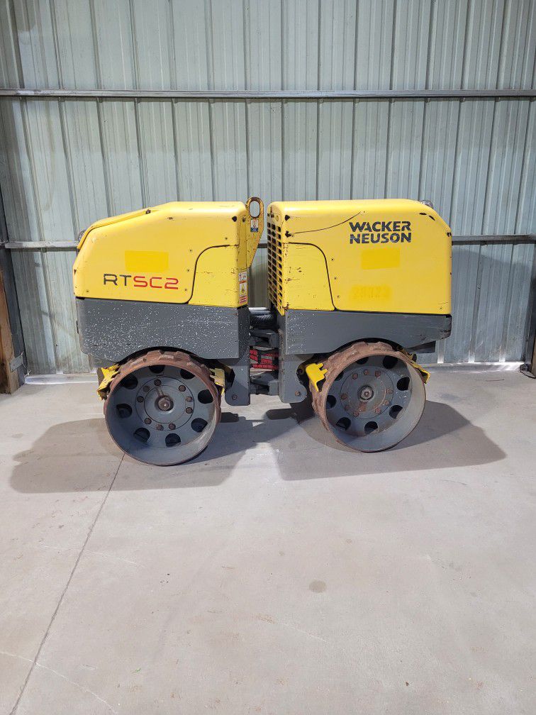 Trench Roller Compactor