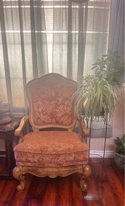Traditional sofa, loveseat, and chair