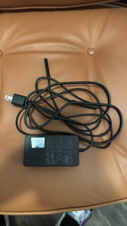 Microsoft surface 65W charger