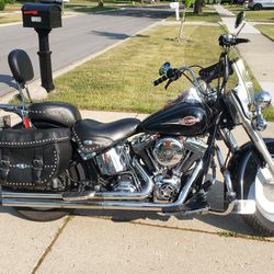 2007 Harley-Davidson FLSTC $6000 OBO