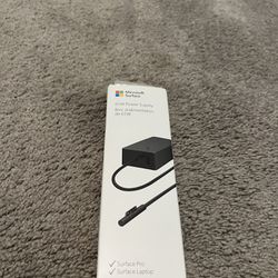 NEW Microsoft Surface 65W Charger