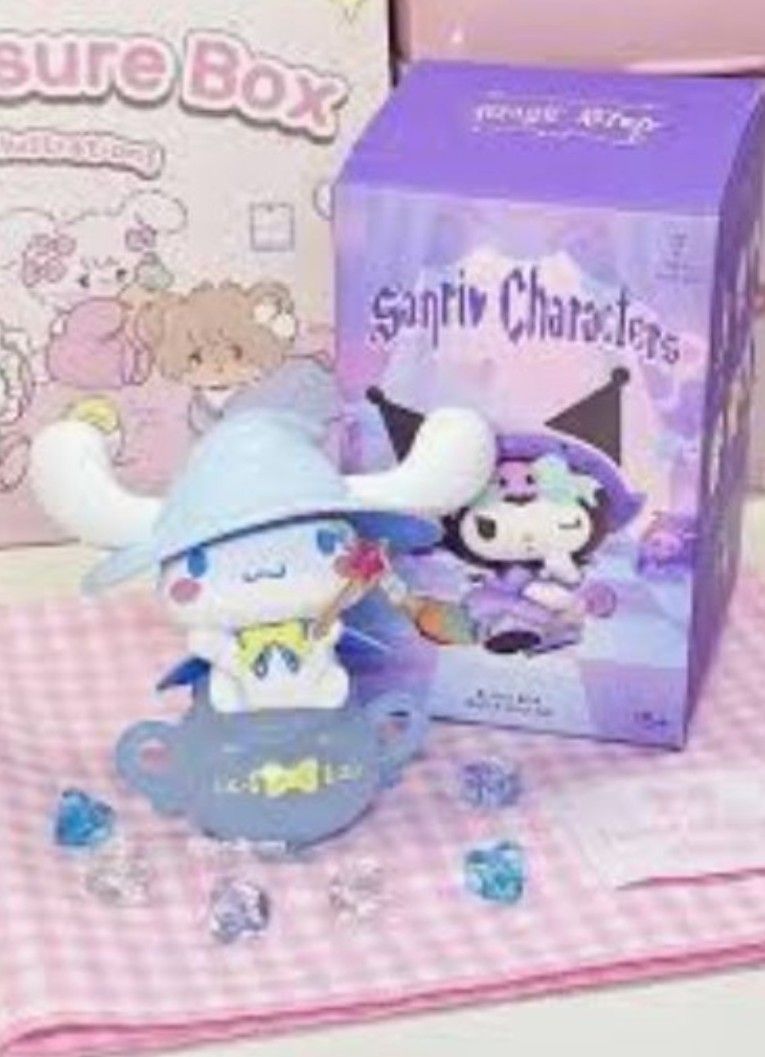 Miniso Sanrio Magic Story Series Pharmacist Toy Figure+Wand+3 Hearts NIB