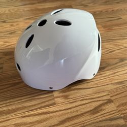 Kids White Bike Helmet NEW Size Small
