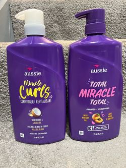 New unopened Aussie Miracle Curls Conditioner & Total Miracle Shampoo Set