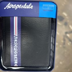 NWT Aeropostale men’s wallet 