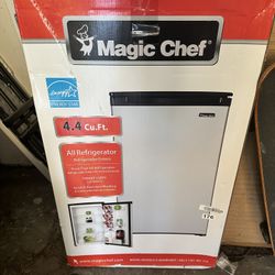 Mini Fridge
