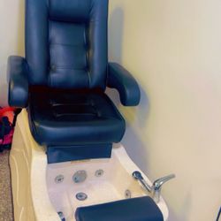 Salon Equipment 
