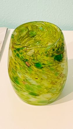 Hand-Blown Art Glass Vase Green Swirl