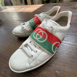 Gucci Ace Sneakers w/ Logo Strap Size 9+ Authentic