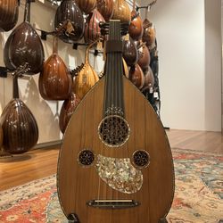 Professional Arabic / Turkish Oud