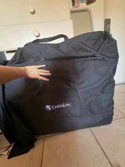 Massage table with bag