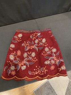 anthropologie embroidery burgundy skirt size 2