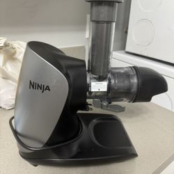 Ninja Juicer Pro