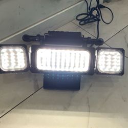 WINPLUS FOLDING LED WORKLIGHT (P06031553)